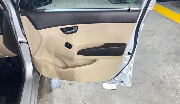 2018 Hyundai Eon SPORTZ, Petrol, Manual, 21,845 km, Driver Side Door Panels Control