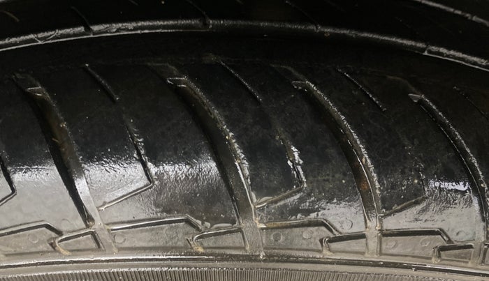 2024 Hyundai EXTER SX (O) CONNECT, Petrol, Manual, 46,312 km, Right Front Tyre Tread