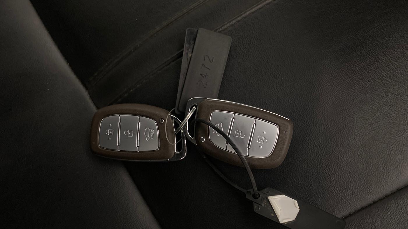 2024 Hyundai EXTER SX (O) CONNECT, Petrol, Manual, 46,312 km, Key Close Up
