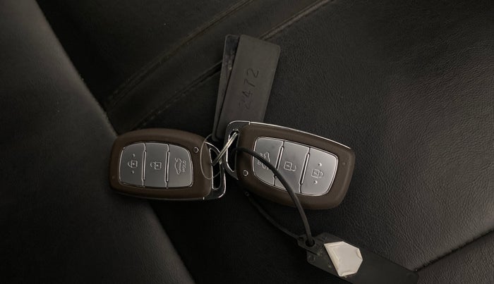 2024 Hyundai EXTER SX (O) CONNECT, Petrol, Manual, 46,312 km, Key Close Up