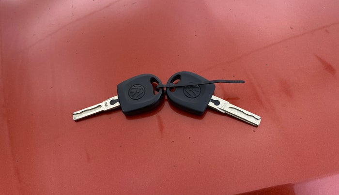 2021 Volkswagen Polo TRENDLINE 1.0L, Petrol, Manual, 12,843 km, Key Close Up