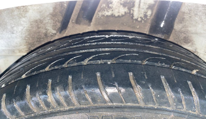 2013 Honda City 1.5L I-VTEC E MT, Petrol, Manual, 56,450 km, Left Rear Tyre Tread