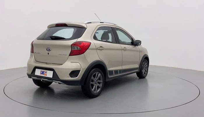 2018 Ford FREESTYLE TITANIUM 1.2 TI-VCT MT, Petrol, Manual, 31,994 km, Right Back Diagonal