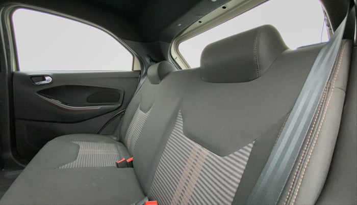 2018 Ford FREESTYLE TITANIUM 1.2 TI-VCT MT, Petrol, Manual, 31,994 km, Right Side Rear Door Cabin