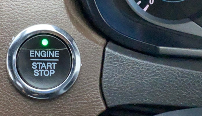 2018 Ford FREESTYLE TITANIUM 1.2 TI-VCT MT, Petrol, Manual, 31,994 km, Keyless Start/ Stop Button