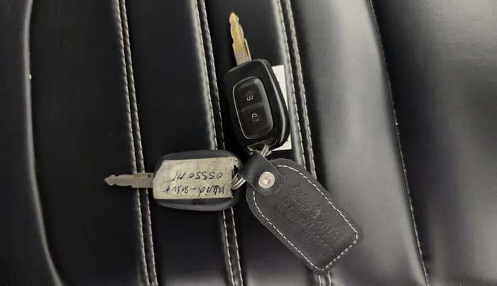 2022 Renault Kwid RXL, Petrol, Manual, 48,014 km, Key Close Up