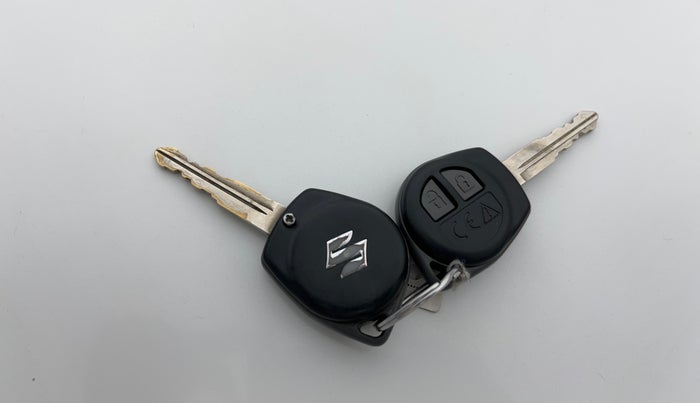 2021 Maruti S Cross SIGMA 1.5, Petrol, Manual, 98,356 km, Key Close Up