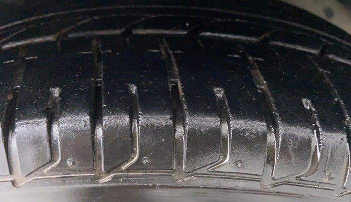 2015 Honda Mobilio 1.5 S I VTEC, Petrol, Manual, 24,942 km, Right Front Tyre Tread