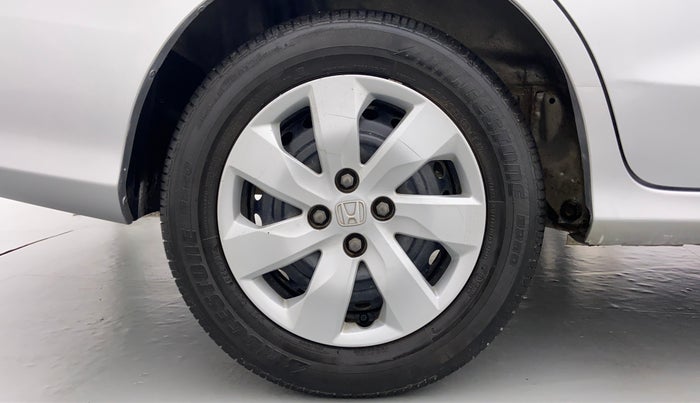 2015 Honda Mobilio 1.5 S I VTEC, Petrol, Manual, 24,942 km, Right Rear Wheel