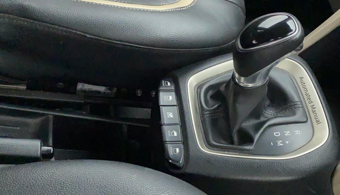 2018 Hyundai NEW SANTRO SPORTZ AMT, Petrol, Automatic, 41,377 km, Gear Lever