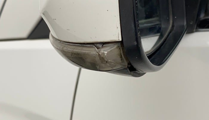2018 Hyundai NEW SANTRO SPORTZ AMT, Petrol, Automatic, 41,377 km, Left rear-view mirror - Cover has minor damage