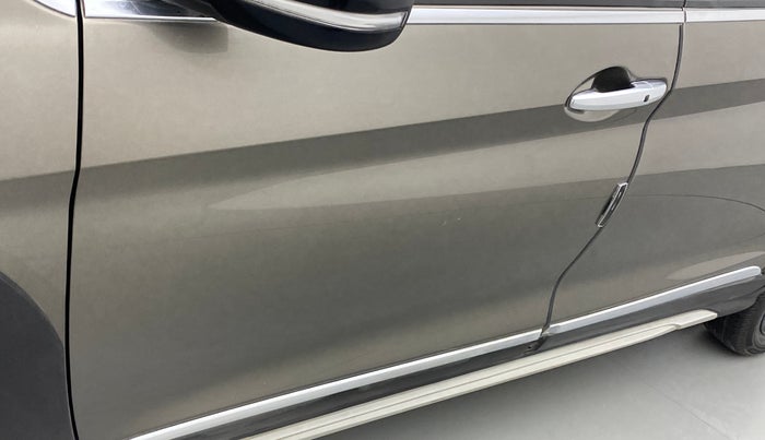 2022 Maruti XL6 ALPHA AT, Petrol, Automatic, 19,512 km, Front passenger door - Minor scratches