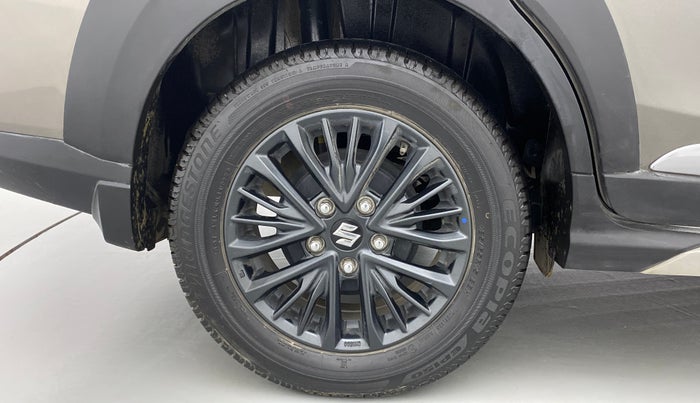 2022 Maruti XL6 ALPHA AT, Petrol, Automatic, 19,512 km, Right Rear Wheel
