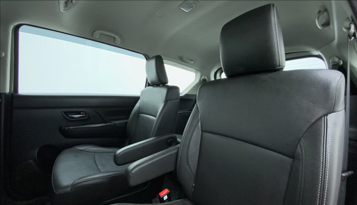 2022 Maruti XL6 ALPHA AT, Petrol, Automatic, 19,512 km, Right Side Rear Door Cabin