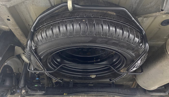 2022 Maruti XL6 ALPHA AT, Petrol, Automatic, 19,512 km, Spare Tyre