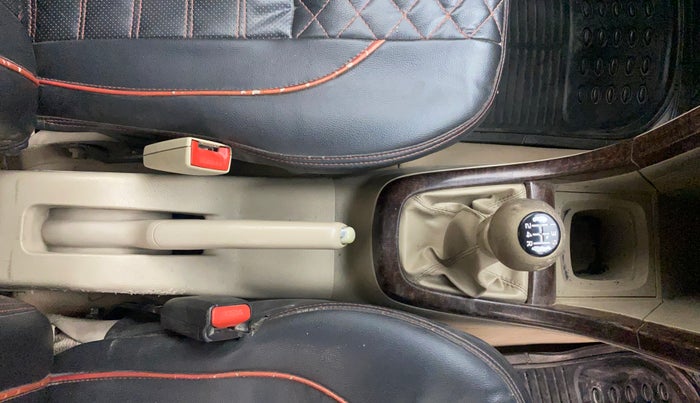 2017 Maruti Swift Dzire VDI, Diesel, Manual, 76,206 km, Gear Lever