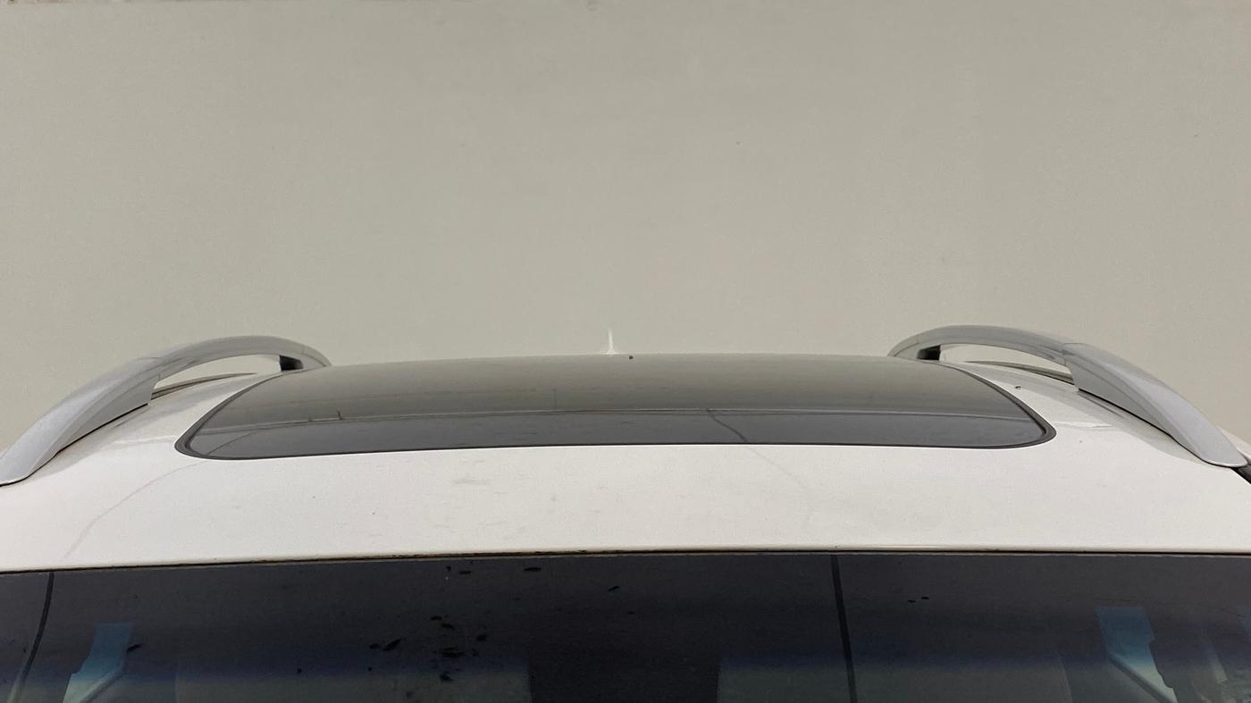 2023 MG HECTOR PLUS SHARP PRO 2.0 TURBO DIESEL 7 STR, Diesel, Manual, 75,441 km, Moonroof/ Sunroof
