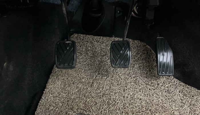 2021 Maruti IGNIS DELTA 1.2, Petrol, Manual, 21,082 km, Pedals