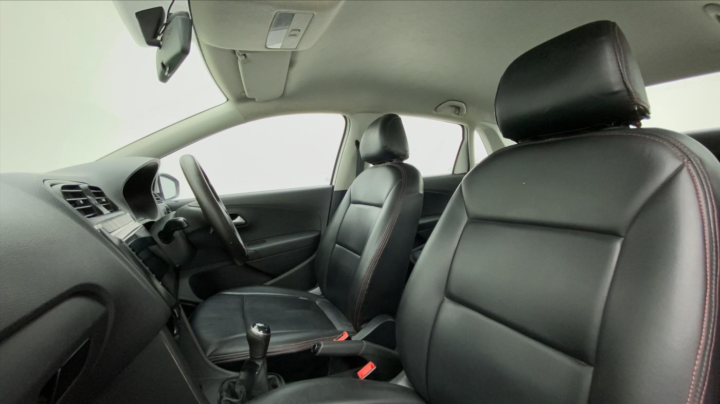 2018 Volkswagen Ameo TRENDLINE 1.0L, Petrol, Manual, 71,413 km, Right Side Front Door Cabin