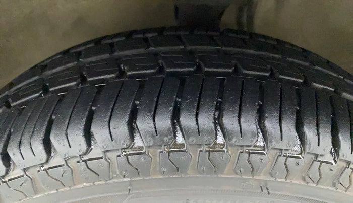 2011 Maruti Zen Estilo LXI, Petrol, Manual, 49,571 km, Left Front Tyre Tread