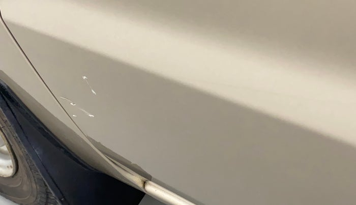2011 Maruti Zen Estilo LXI, Petrol, Manual, 49,571 km, Front passenger door - Slightly dented