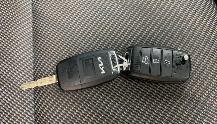 2022 KIA SELTOS HTX PETROL 1.5, Petrol, Manual, 54,369 km, Key Close Up