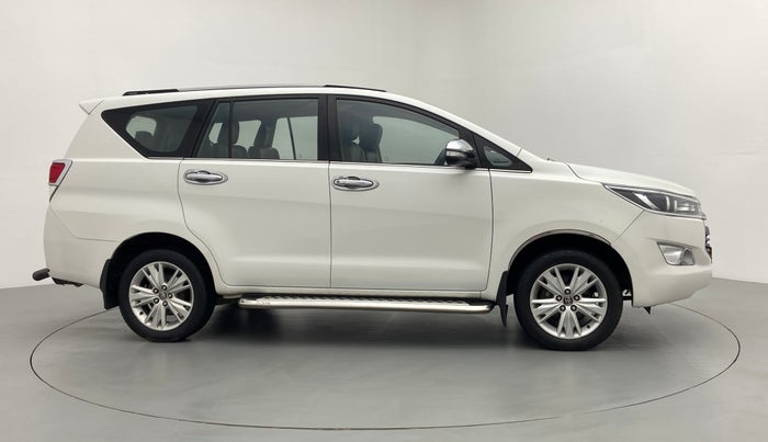 2016 Toyota Innova Crysta 2.4 ZX 7 STR, Diesel, Manual, 1,54,960 km, Right Side View