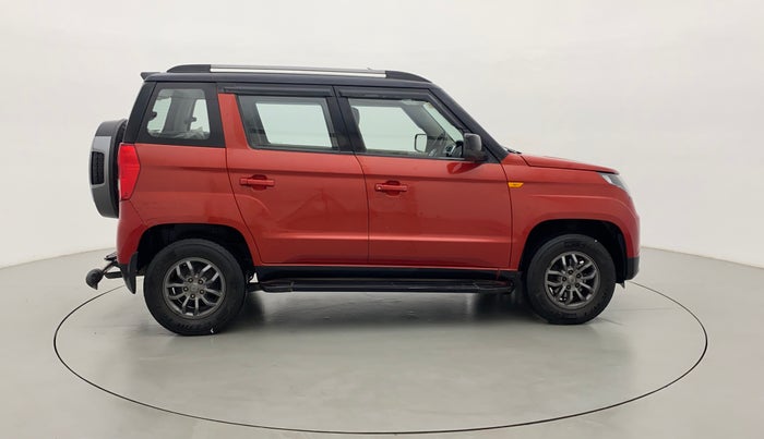 2017 Mahindra TUV300 T 10 MT Dual Tone, Diesel, Manual, 70,416 km, Right Side View