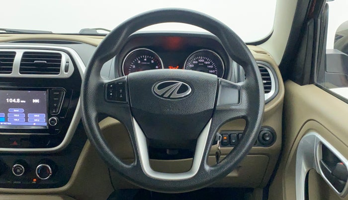 2017 Mahindra TUV300 T 10 MT Dual Tone, Diesel, Manual, 70,416 km, Steering Wheel Close Up