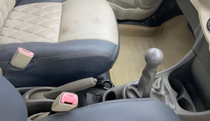 2015 Toyota Etios Liva G, Petrol, Manual, 91,842 km, Gear Lever