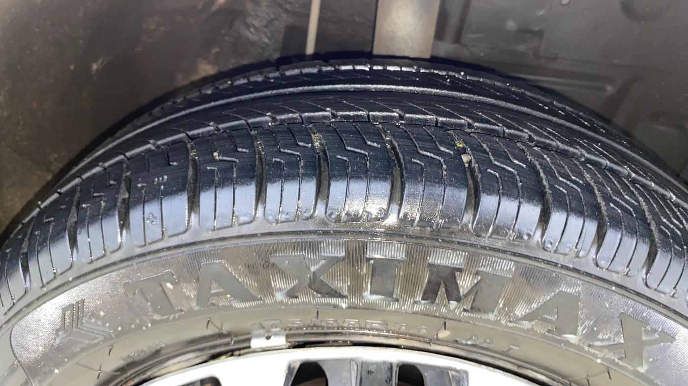 2015 Toyota Etios Liva G, Petrol, Manual, 91,886 km, Right Front Tyre Tread
