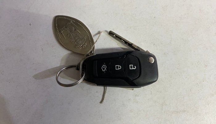 2015 Ford New Figo TREND 1.2 PETROL, Petrol, Manual, 63,103 km, Key Close Up