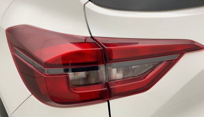 2021 Nissan MAGNITE XL, Petrol, Manual, 42,546 km, Left tail light - Minor scratches