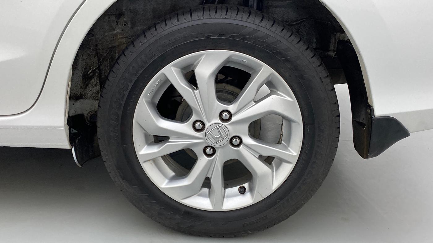 2020 Honda Amaze VX AT I DTEC, Diesel, Automatic, 70,079 km, Left Rear Wheel