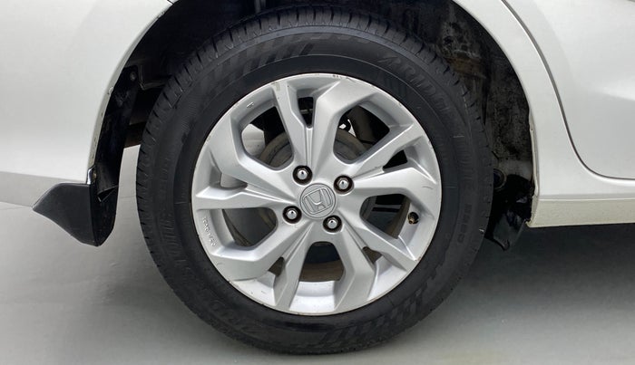 2020 Honda Amaze VX AT I DTEC, Diesel, Automatic, 70,079 km, Right Rear Wheel