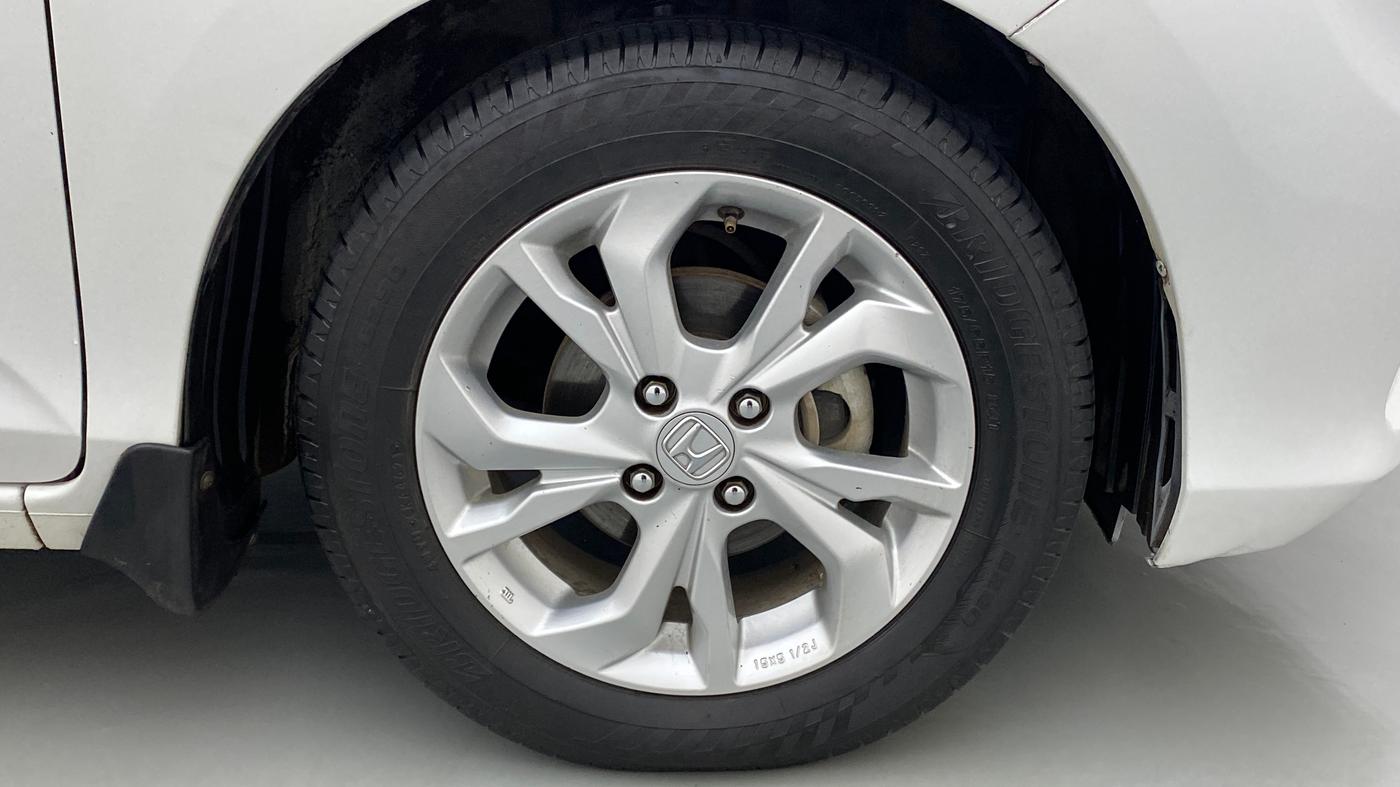 2020 Honda Amaze VX AT I DTEC, Diesel, Automatic, 70,079 km, Right Front Wheel