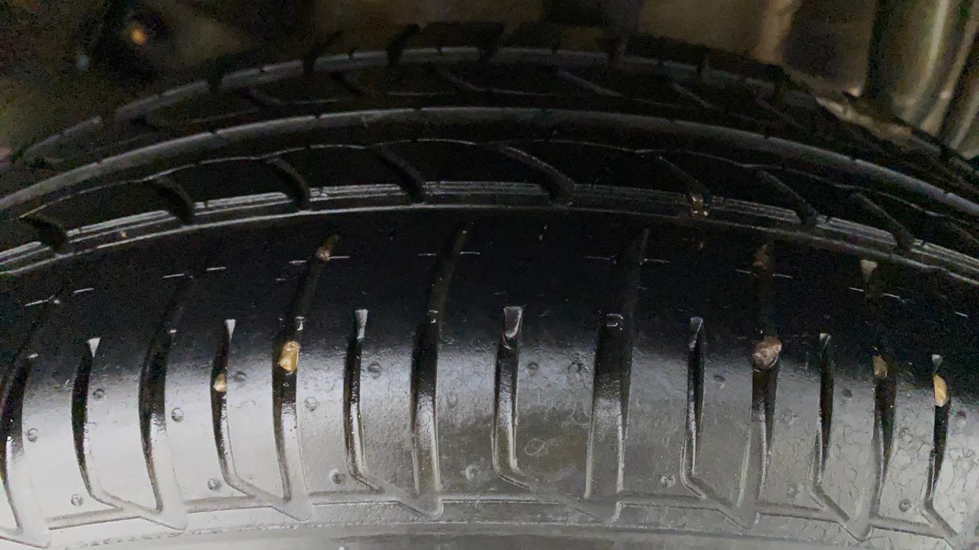 2018 Tata Tiago XZ 1.2 REVOTRON, Petrol, Manual, 12,312 km, Left Rear Tyre Tread