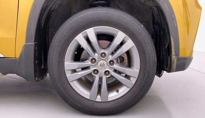 2016 Maruti Vitara Brezza ZDI PLUS DUAL TONE, Diesel, Manual, 93,509 km, Right Front Wheel
