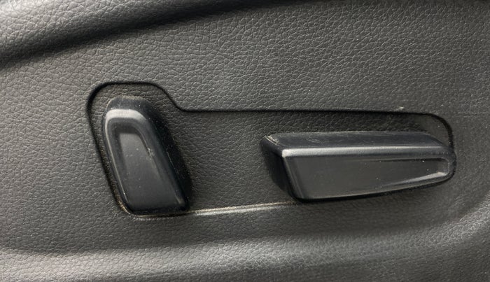 2020 KIA SELTOS HTX PLUS 1.5 DIESEL, Diesel, Manual, 38,613 km, Driver Side Adjustment Panel