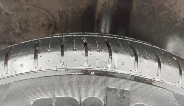 2022 Tata ALTROZ XT PETROL, Petrol, Manual, 65,262 km, Left Rear Tyre Tread