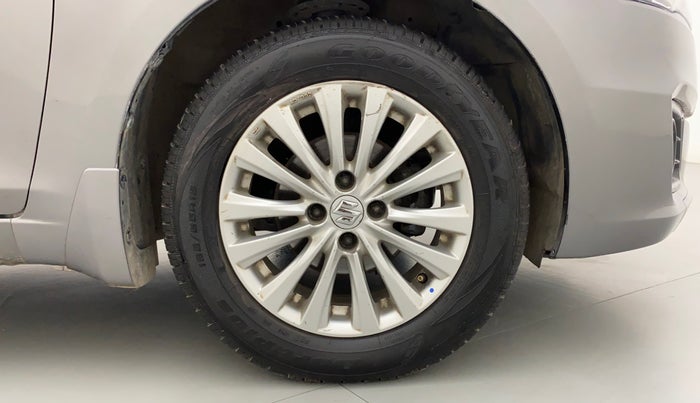 2015 Maruti Ciaz ZDI SHVS, Diesel, Manual, 87,250 km, Right Front Wheel