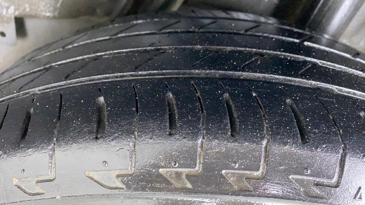 2018 Honda WR-V 1.2 i-VTEC VX MT, Petrol, Manual, 27,775 km, Left Rear Tyre Tread
