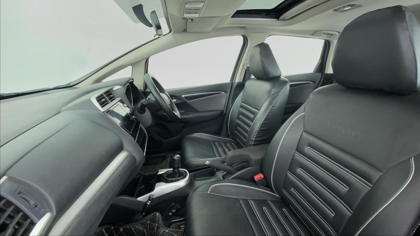 2018 Honda WR-V 1.2 i-VTEC VX MT, Petrol, Manual, 27,775 km, Right Side Front Door Cabin