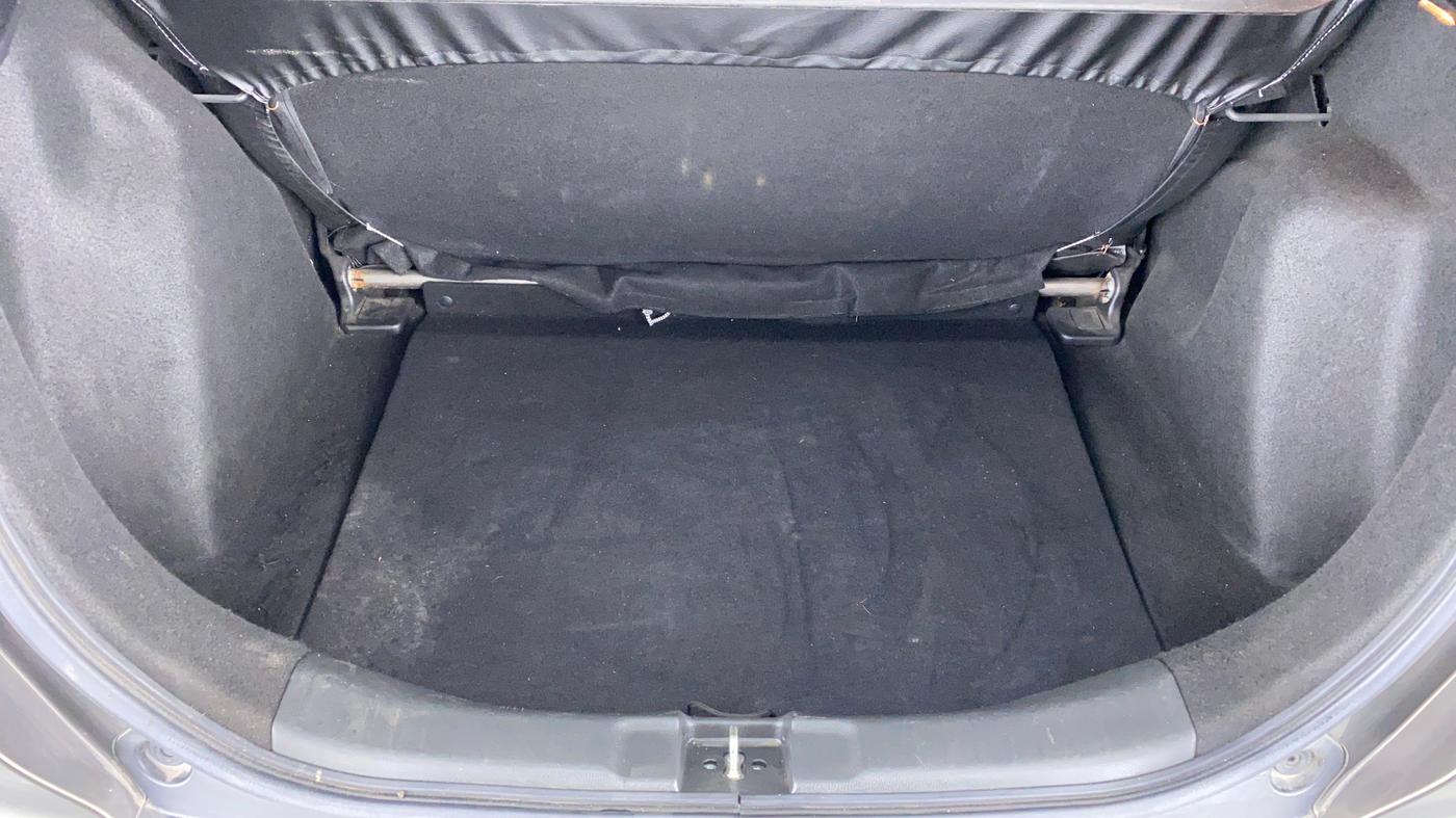 2018 Honda WR-V 1.2 i-VTEC VX MT, Petrol, Manual, 27,775 km, Boot Inside