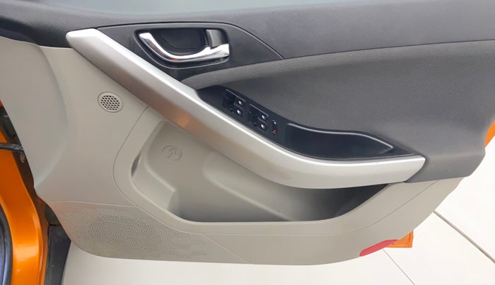 2018 Tata NEXON XZA PLUS PETROL DUAL TONE, Petrol, Automatic, 87,851 km, Driver Side Door Panels Control