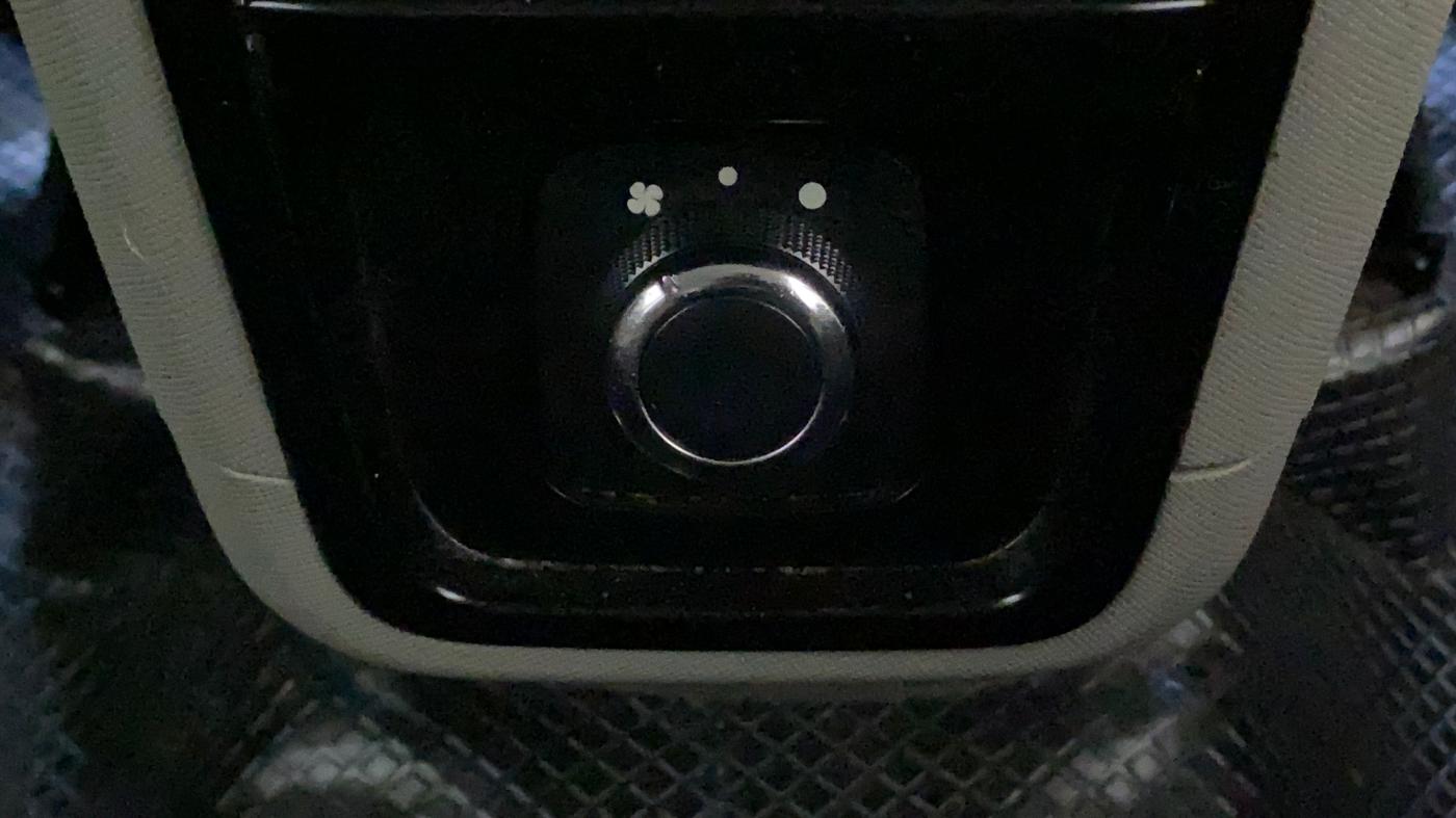 2018 Tata NEXON XZA PLUS PETROL DUAL TONE, Petrol, Automatic, 87,851 km, Rear AC Temperature Control