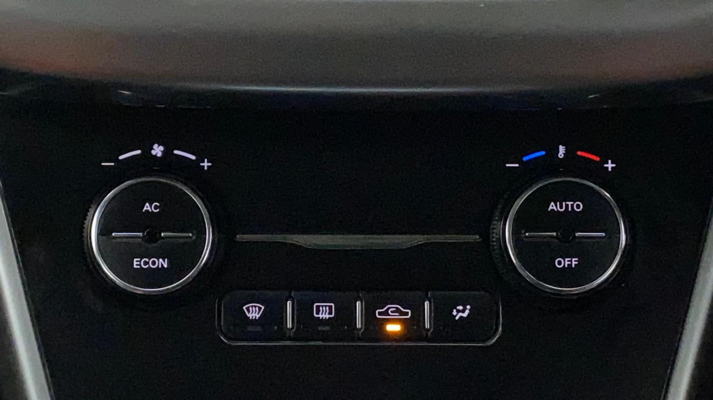 2018 Tata NEXON XZA PLUS PETROL DUAL TONE, Petrol, Automatic, 87,851 km, Automatic Climate Control