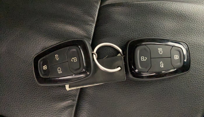 2022 Tata NEXON XZ PLUS (HS) PETROL, Petrol, Manual, 45,943 km, Key Close Up