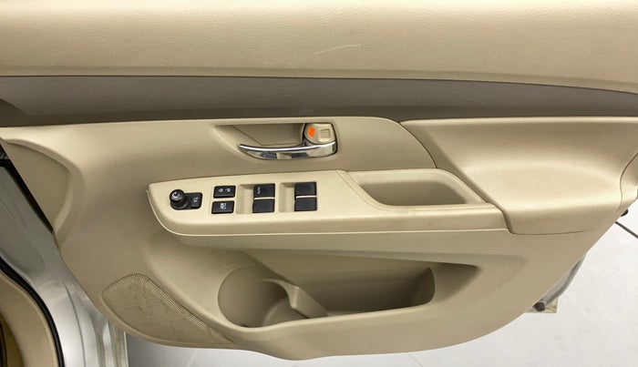 2020 Maruti Ertiga VXI SHVS, Petrol, Manual, 50,244 km, Driver Side Door Panels Control