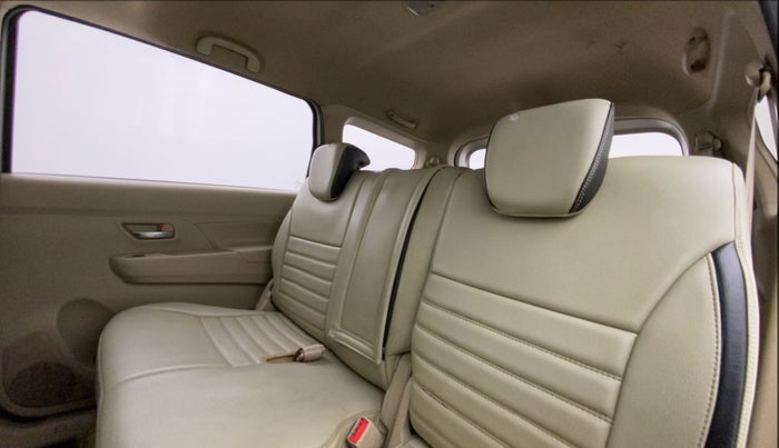 2020 Maruti Ertiga VXI SHVS, Petrol, Manual, 50,244 km, Right Side Rear Door Cabin